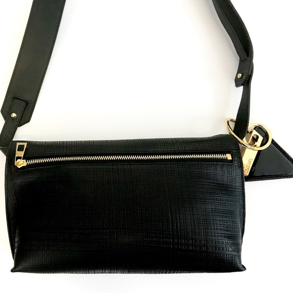 NWOT Loewe Black Embossed Handbag - Picture 4 of 8